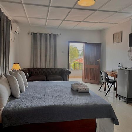 Paloma Guest House Kenema Bagian luar foto