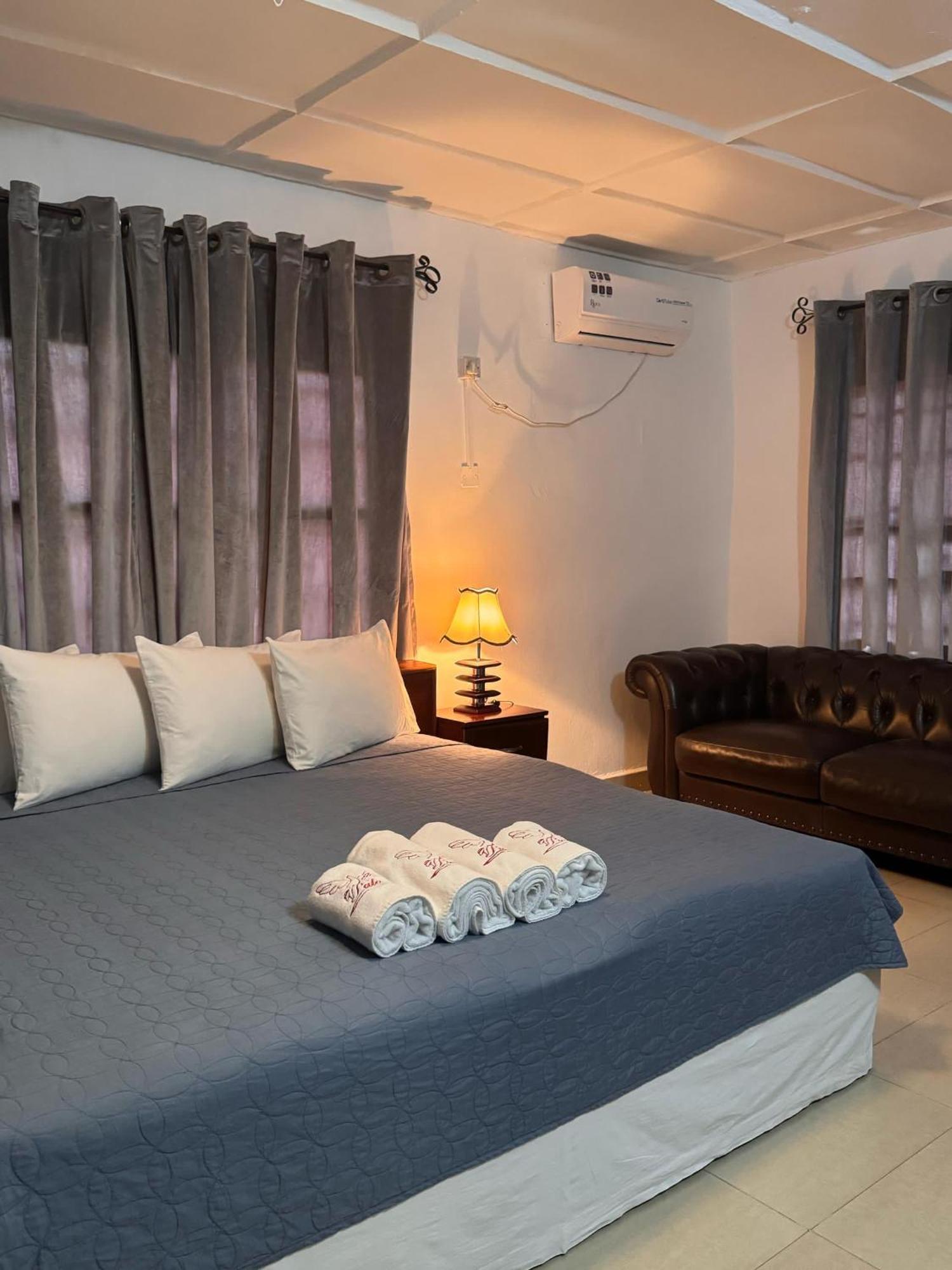 Paloma Guest House Kenema Bagian luar foto