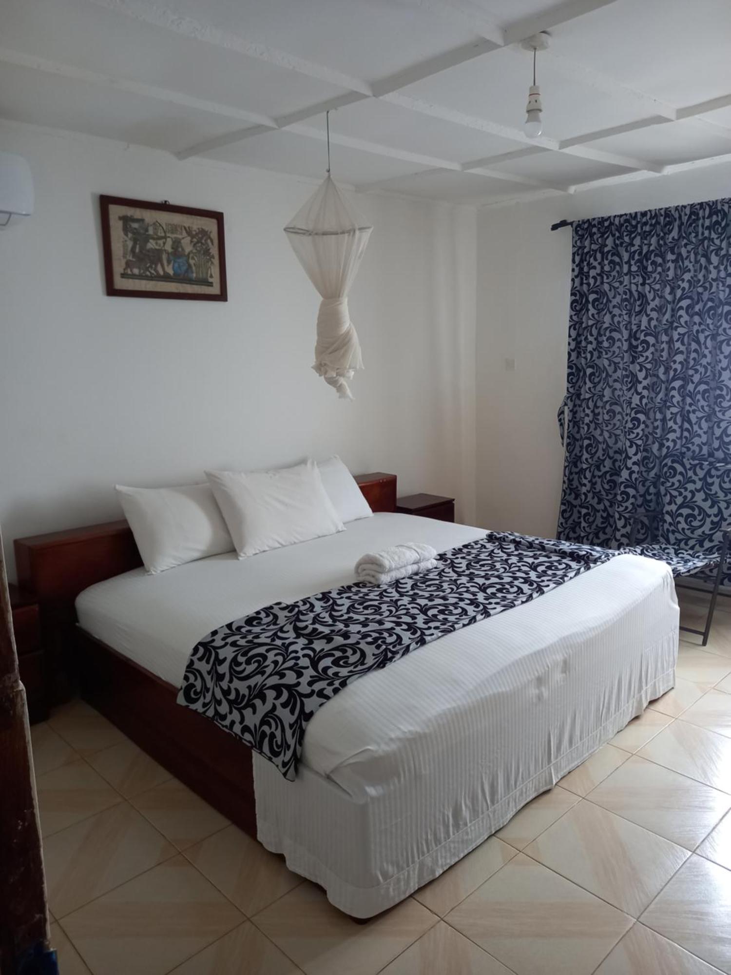 Paloma Guest House Kenema Bagian luar foto